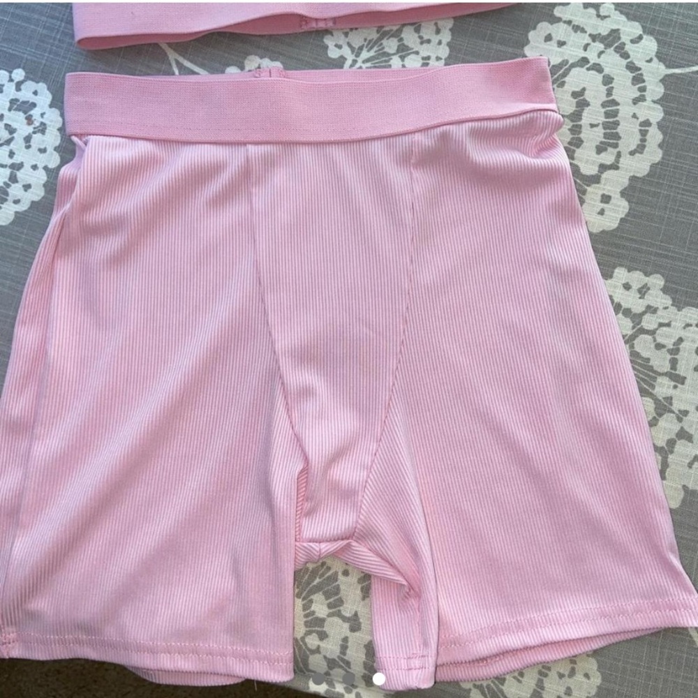 Pink set - Picture 3 of 3